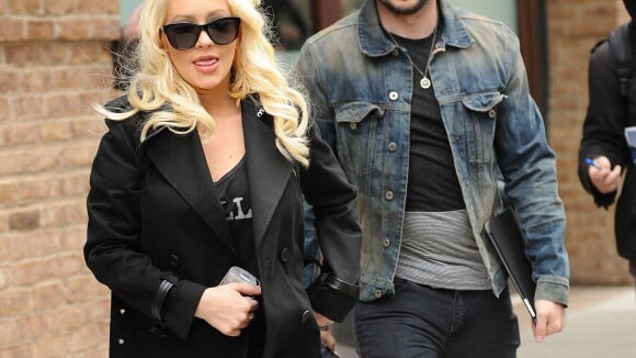 Christina Aguilera, enceinte et radieuse : Fière de ses rondeurs avec son fiancé