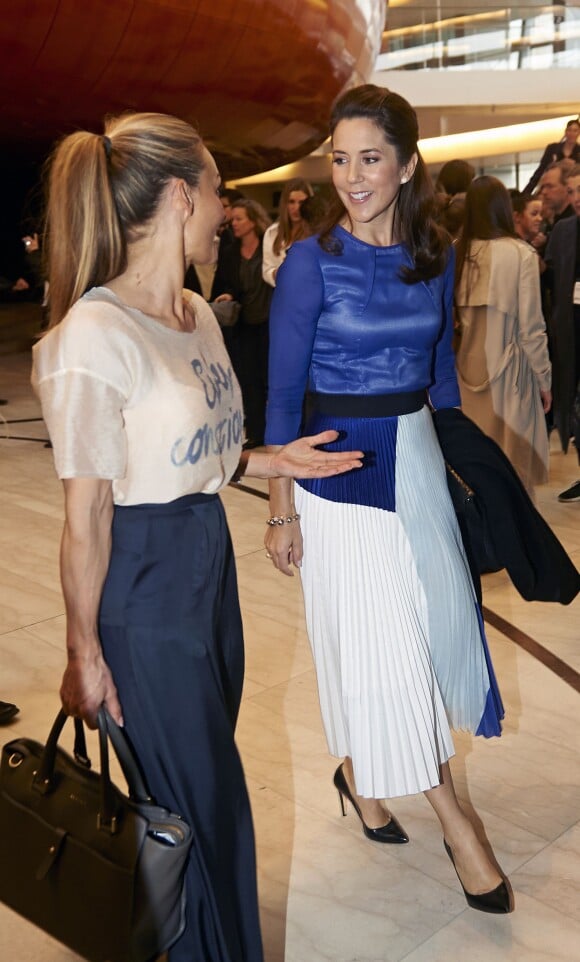 La princesse Mary de Danemark inaugurait le 23 avril 2014 à l'Opéra de Copenhague le Sommet de la mode durable.