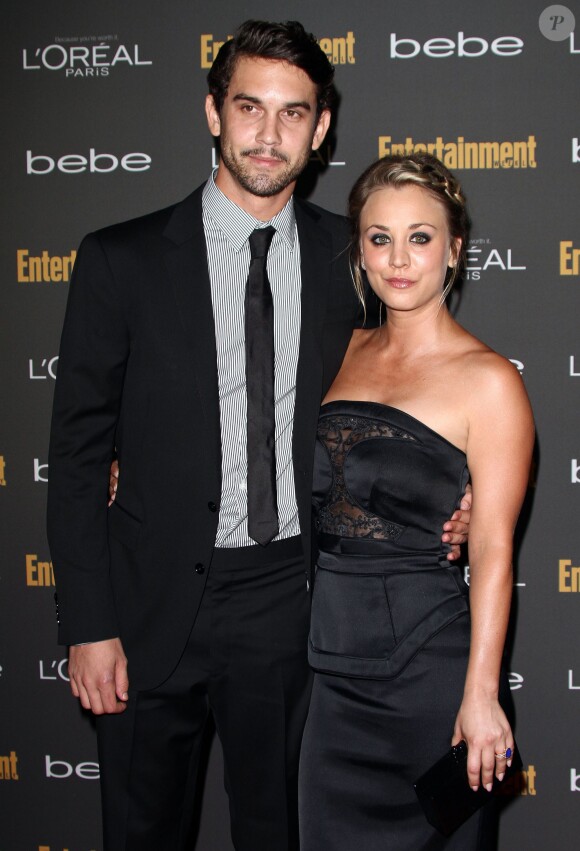 Kaley Cuoco et Ryan Sweeting lors de la soirée pre-Emmy Awards à Los Angeles le 20 septembre 2013
