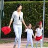 Exclusif - Adriana Lima se rend à la fete de l'ecole de leurs filles Sienna et Valentina pour Noel à Miami, le 19 décembre 2013.
