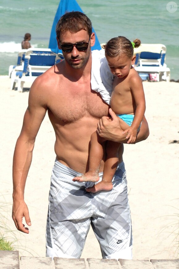 Marko Jaric et sa fille Valentina à Miami, le 31 juillet 2011. 