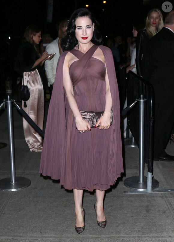 Dita Von Teese arrive au Up and Down pour l'after-party du Met Gala. New York, le 5 mai 2014.