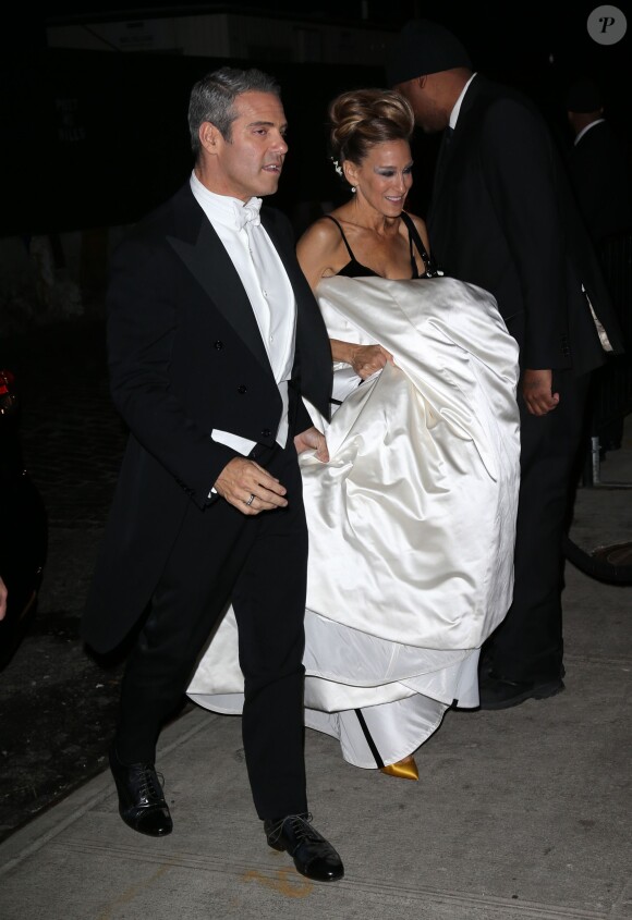 Andy Cohen et Sarah Jessica Parker arrivent au Up and Down pour l'after-party du Met Gala. New York, le 5 mai 2014.