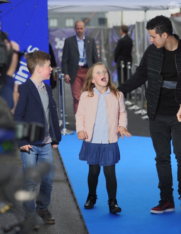 La princesse Mary de Danemark et ses enfants le prince Christian (8 ans) et la princesse Isabella (7 ans) ont apporté leur soutien à Basim, le candidat danois, lors de la répétition pour l'Eurovision, le 8 mai 2014 à Copenhague.