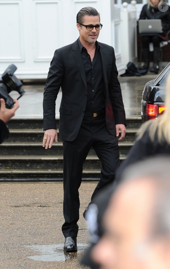 Brad Pitt (en Gucci) - Avant-première du film "Maléfique" à Londres le 8 mai 2014
