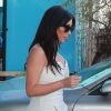 Kim Kardashian tout de blanc vêtue pour sa "Bridal Shower" organisée à Los Angeles dans un hôtel. La star est ensuite allée faire un peu de shopping en famille.