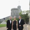 Cara Delevingne et Mario Testino posant à leur arrivée au château de Windsor, le 13 mai 2014, pour le gala au profit du Royal Marsden Hospital organisé par le prince William et Ralph Lauren.