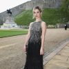Lily James de Dowtown Abbey posant à son arrivée au château de Windsor, le 13 mai 2014, pour le gala au profit du Royal Marsden Hospital organisé par le prince William et Ralph Lauren.