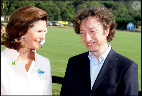 Stéphane Bern avec la reine Silvia de Suède en 2008 à Saint-Tropez