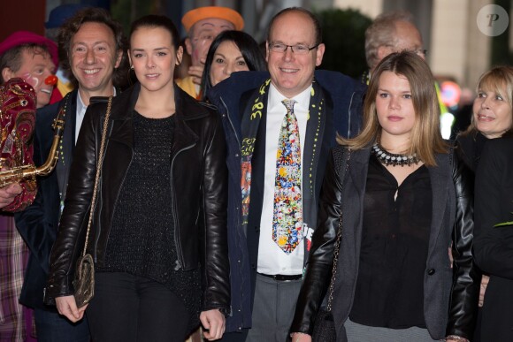 Stéphane Bern avec la famille princière monégasque lors du 38e Festival international du cirque de Monte-Carlo, le 19 janvier 2014