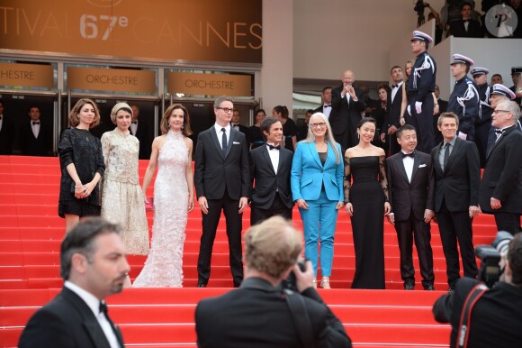Le jury : Gael Garcia Bernal, Zhangke Jia, Sofia Coppola, Do-Yeon Jeon, la présidente Jane Campion, Carole Bouquet, Nicolas Winding Refn, Leila Hatami, Willem Dafoe - Montée des marches du film "Grace de Monaco" pour l'ouverture du 67 ème Festival du film de Cannes le 14 mai 2014