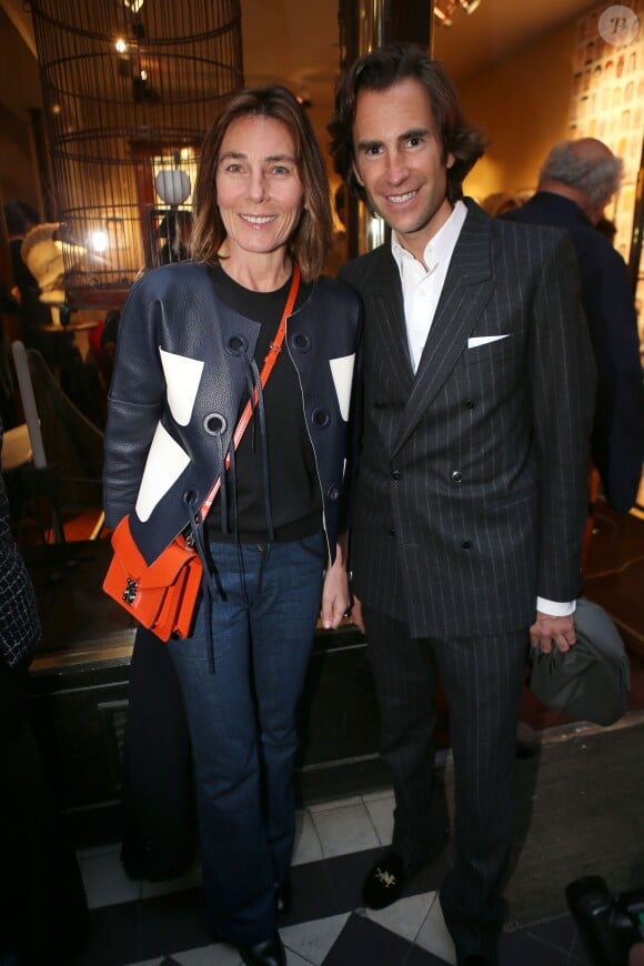 Alessandra Borghese et Pierre Pelegry au vernissage de l'exposition "Voilà chéri !" de Gloria von Thurn und Taxis à la galerie du passage à Paris le 14 mai 2014.