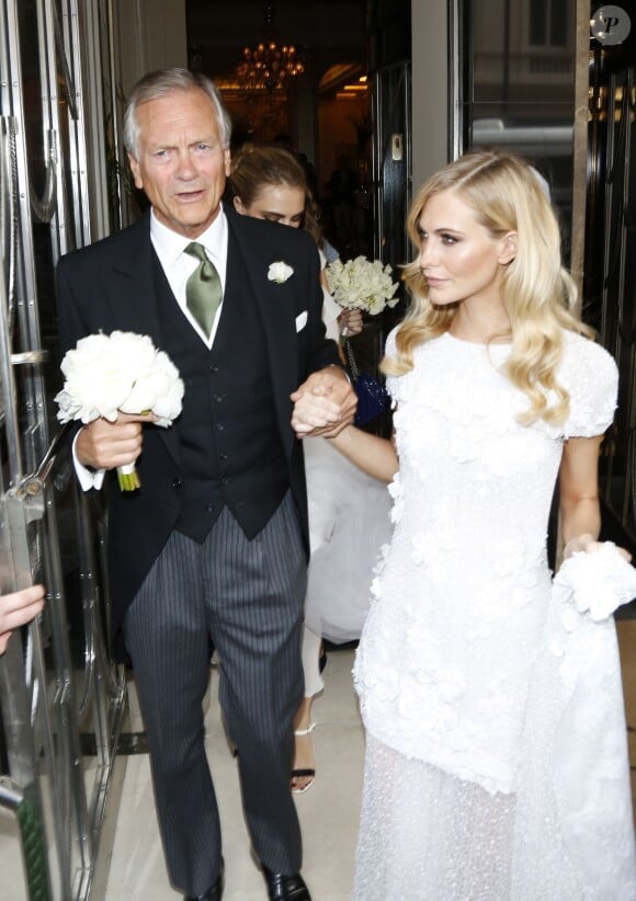 Poppy Delevingne lors de son mariage avec James Cook en l'église St Paul à Londres, le 16 mai 2014.