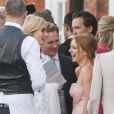  Poppy Delevingne et Geri Halliwell lors du mariage de Poppy Delevingne et de James Cook en l'&eacute;glise de "St Paul's" &agrave; Londres, le 16 mai 2014. 