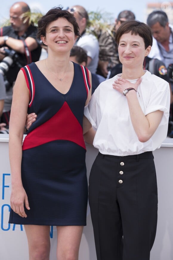 Aice et Alba Rohrwacher - Photocall du film "Le Meraviglie" (Les Merveilles) lors du 67e Festival international du film de Cannes, le 18 mai 2014