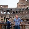 Le prince Harry s'est fait plaisir en visitant le Colisée, à Rome, à la fin de sa visite officielle en Italie, le 19 mai 2014