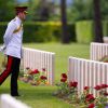Le prince Harry au cimetière du Commonwealth près de Monte Cassino le 19 mai 2014 pour une cérémonie commémorative de la bataille de Monte Cassino (Seconde Guerre mondiale).