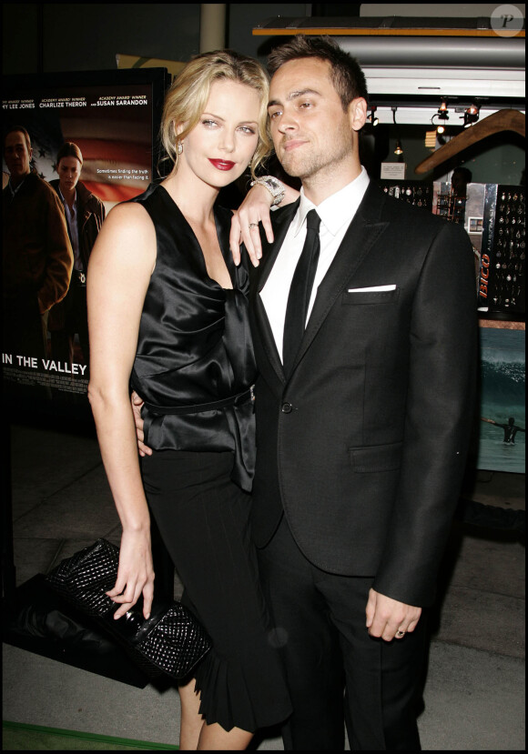 Charlize theron et Stuart Townsend à Hollywood le 13 septembre 2007