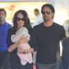 Tamara Ecclestone, son époux Jay Rutland et leur petite fille Sophia arrivent par jet privé à Cannes le 20 mai 2014