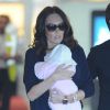 Tamara Ecclestone et sa petite fille Sophia débarquent à Cannes le 20 mai 2014