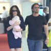 Tamara Ecclestone, son époux Jay Rutland et leur petite fille Sophia arrivent par jet privé à Cannes le 20 mai 2014