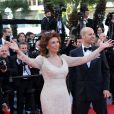 Sophia Loren et son fils - Montée des marches du film "Deux jours, une nuit" lors du 67e Festival du film de Cannes, le 20 mai 2014.