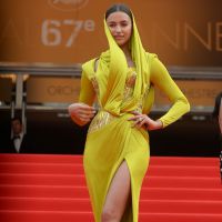 Cannes 2014: Irina Shayk, sulfureuse avec Rosie Huntington-Whiteley, étincelante
