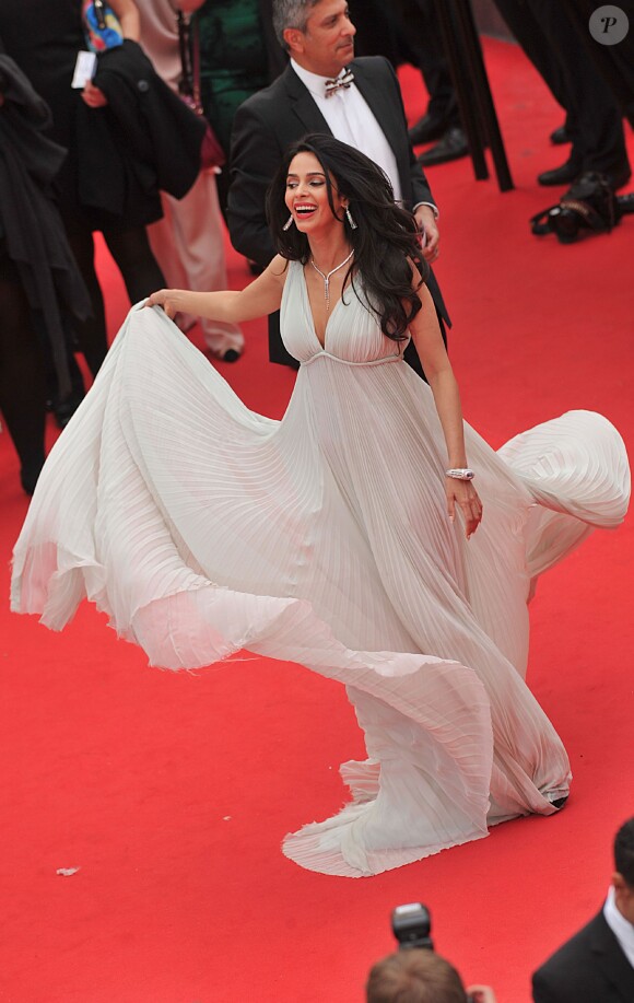 Mallika Sherawat - Montée des marches du film "Jimmy's Hall" lors du 67e Festival du film de Cannes le 22 mai 2014