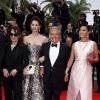 Chantal Lauby, Frédérique Bel, Christian Clavier et Isabelle De Araujo (Bijoux APM Monaco) - Montée des marches du film "Jimmy's Hall" lors du 67e Festival du film de Cannes le 22 mai 2014