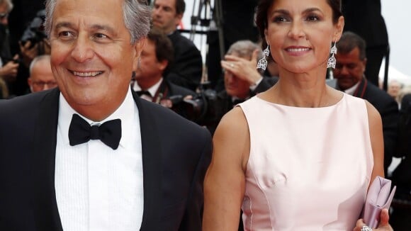 Christian Clavier, amoureux fier au côté d'Isabelle au Festival de Cannes