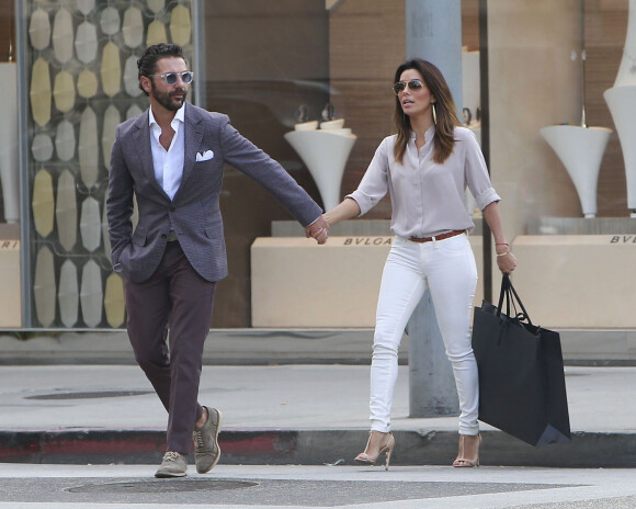 La belle Eva Longoria et José Antonio Bastos à la sortie d'une boutique Barbara Bui à Beverly Hills, le 22 mai 2014.
