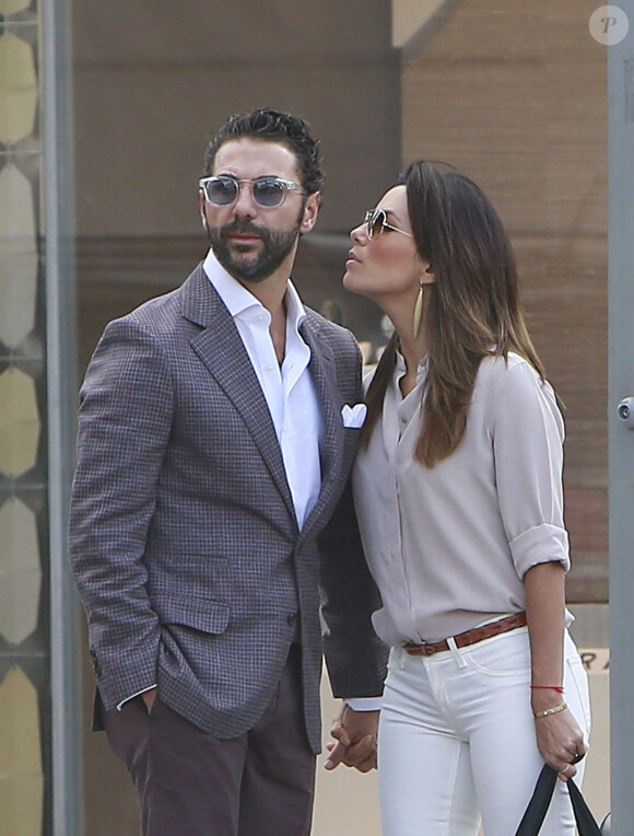 Eva Longoria et son chéri José Antonio Bastos à la sortie d'une boutique Barbara Bui à Beverly Hills, le 22 mai 2014.