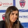 Helena Costa, lors de sa présentation officielle en tant qu'entraîneur à la tête du Clermont Foot, le 22 mai 2014 à Clermont-Ferrand au côté de son président Claude Michy