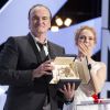 Quentin Tarantino, cheveux gominés, et Uma Thurman - Cérémonie de clôture du 67e Festival du film de Cannes le 24 mai 2014