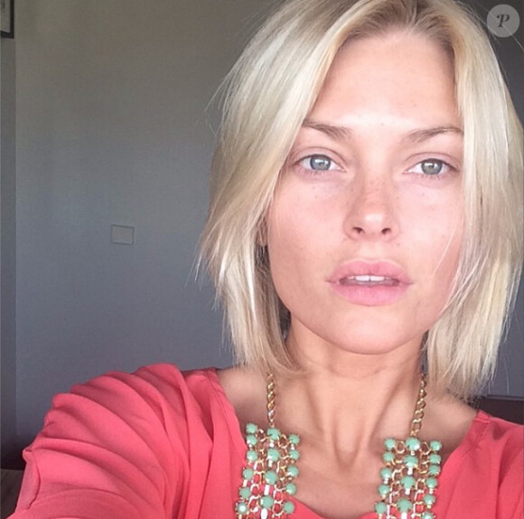 Caroline Receveur sans make-up pour un selfie plus naturel que jamais