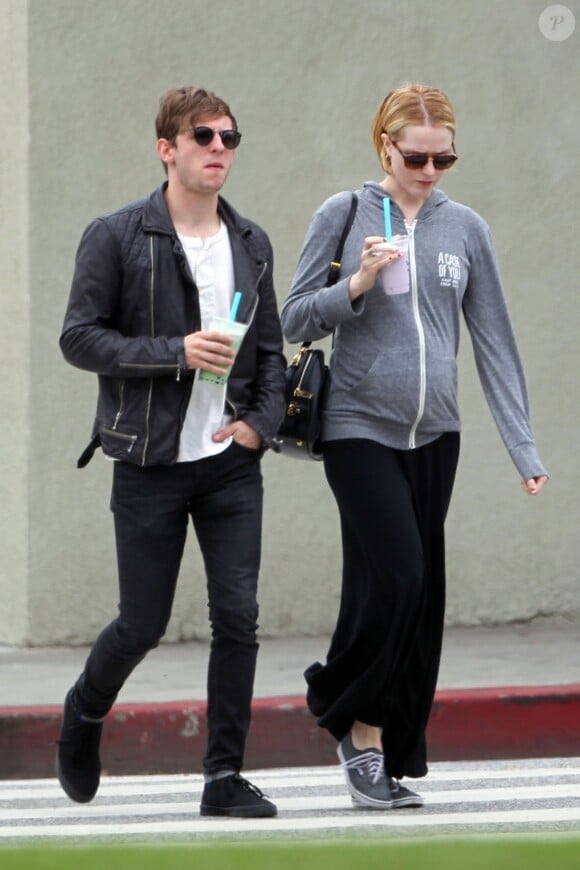 Evan Rachel Wood, enceinte, et Jamie Bell à Los Angeles, le 30 mars 2013.