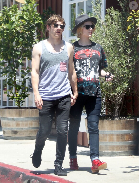 Evan Rachel Wood, enceinte, et Jamie Bell à Los Angeles le 28 mai 2013. 