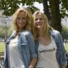 Natalia Sklenarikova (soeur d' Adriana) et Adriana Karembeu - 15 ème Rallye des Princesses à Paris - Journée des vérifications des voitures, Esplanade des Invalides. Paris, le 31 mai 2014