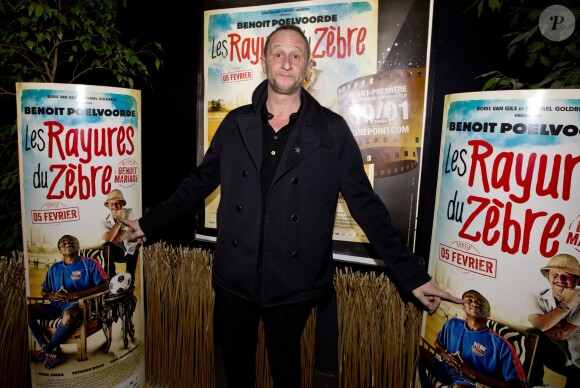 Benoît Poelvoorde assiste à l'avant-premiere du film "Les rayures du zèbre" à Charleroi en Belgique le 30 janvier 2014