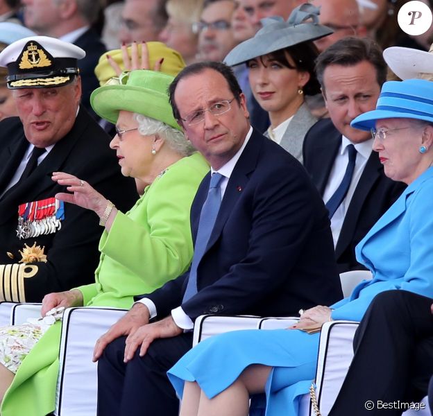 Le roi Harald de Norvège, la reine Elisabeth II d'Angleterre, François Hollande et la reine Margrethe de Danemark - Cérémonie de commémoration du 70e anniversaire du débarquement sur la plage Sword Beach à Ouistreham, le 6 juin 2014.