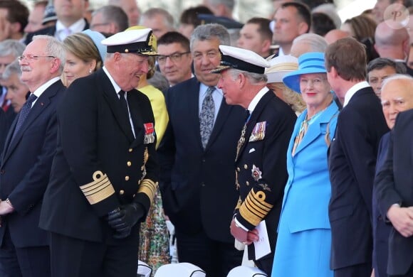 Ivan Gasparovic (Président de Slovaquie), le roi Harald de Norvège, le prince Charles et la reine Margrethe de Danemark - Cérémonie de commémoration du 70e anniversaire du débarquement sur la plage Sword Beach à Ouistreham, le 6 juin 2014.