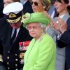 La reine Elisabeth II d'Angleterre - Cérémonie de commémoration du 70e anniversaire du débarquement sur la plage Sword Beach à Ouistreham, le 6 juin 2014.