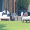 Kim Kardashian et Kanye West poursuivent leur lune de miel, cette fois au Mexique à Puerto Vallarta. Le couple réside dans une superbe villa avec piscine en front de mer. 10 juin 2014
Photo exclusive