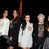 Kim Kardashian entourée de ses amies pour enterrer sa vie de jeune fille ! 