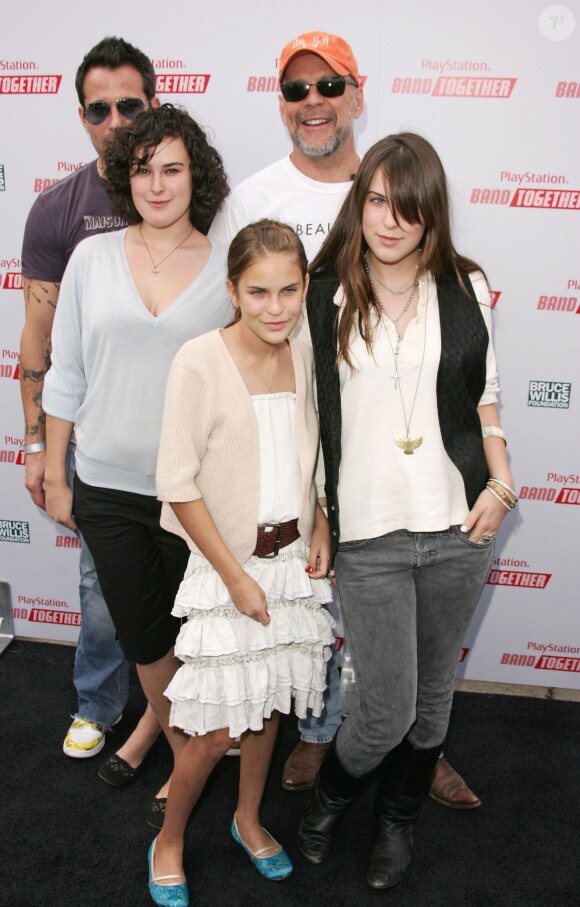Bruce Willis et ses filles Rumer, Scout et Tallulah Belle à Culver City, le 10 décembre 2005.