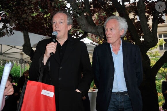 Exclusif - Luc et Jean-Pierre Dardenne reçoivent le Prix Européen lors de la remise du prix SACD à Paris, le 16 juin 2014