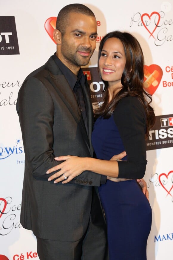 Tony Parker et sa fiancée Axelle lors du Par Coeur Gala à l'abbaye Paul Bocuse de Collonges le 26 septembre 2013