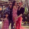 Johnny Hallyday, Laeticia et leurs fillettes pour le 71e anniversaire du rockeur à Topanga Canyon, juin 2014.