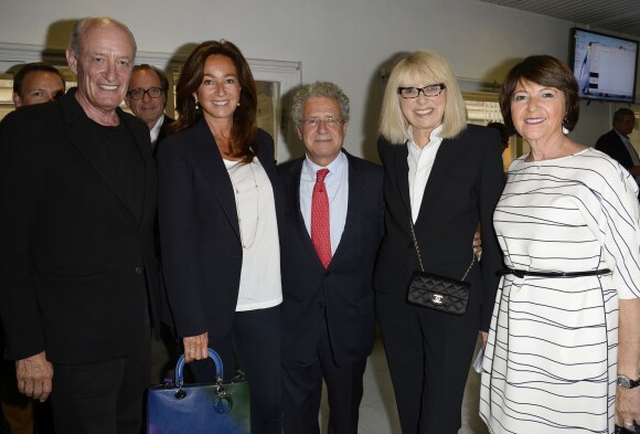 Exclusif - Pascal Desprez, Katia Toledano, Laurent Dassault et sa femme martine, Mireille Darc - Mireille Darc reçoit la médaille d'honneur du Doyen à la faculté de médecine à Paris le 17 juin 2014.