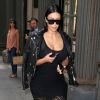Kim Kardashian, tout de noir vêtue à New York, le 17 juin 2014.